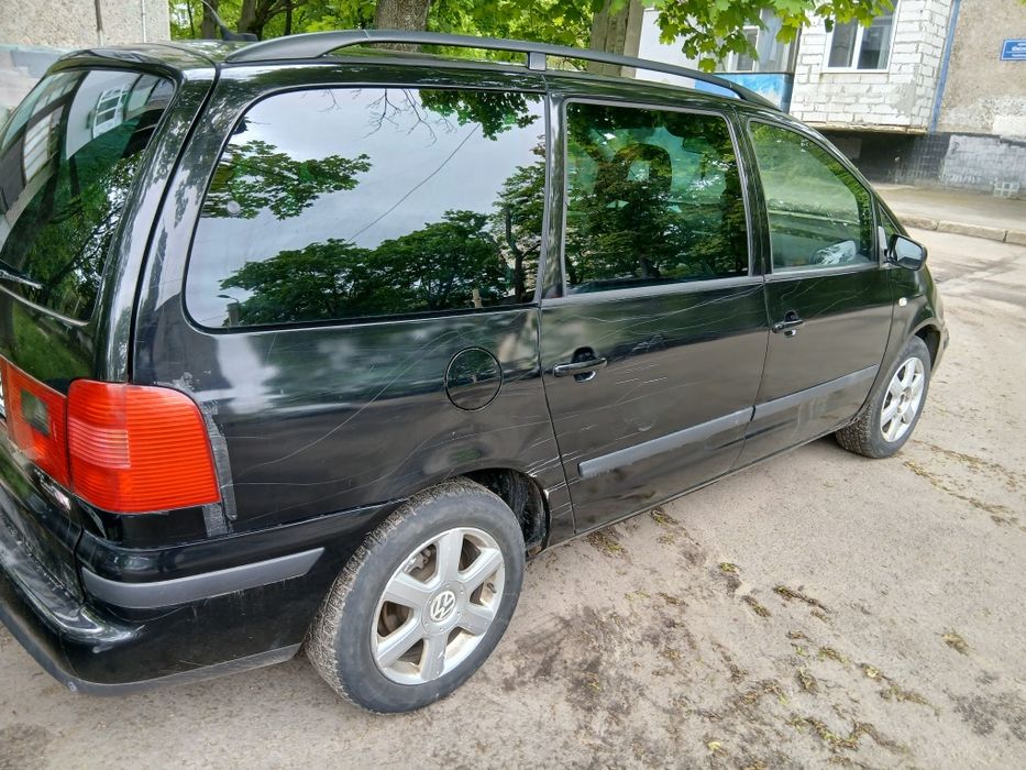 Продам volkswagen sharan 1.9TDI АКПП фольксваген  шаран