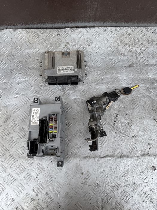 Блок эбу мозги Пежо биппер 12 год peugeot bipper fiorino 9666432480