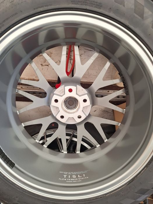 5x114,3 255/50/19 nowe Lexus koła lato