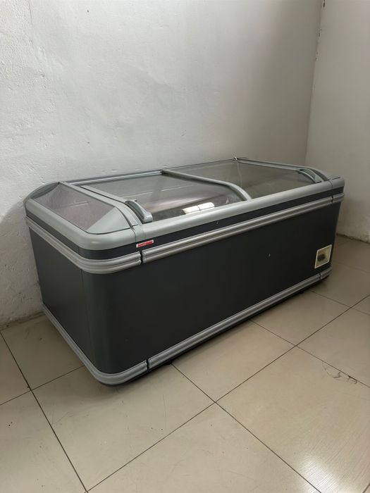 Witryna mroźnicza zamrażarka Aht Paris 185