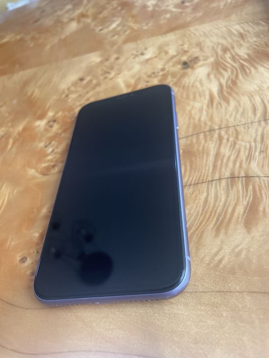 Iphone 11 fioletowy bez blokady SIM 64GB