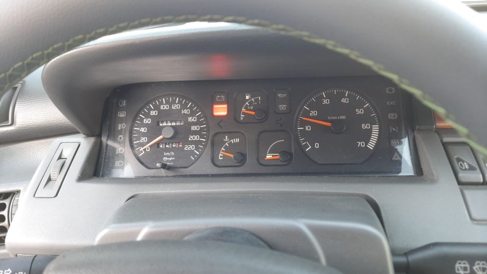 Renault Clio Bacara 1a série