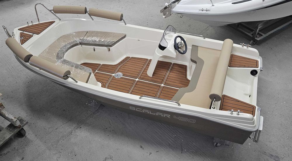Łódź motorowa SCALAR 450