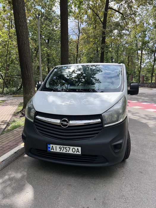 Продам OPEL VIVARO 2017
