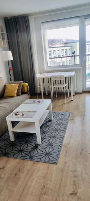 Wynajem kawalerka z balkonem