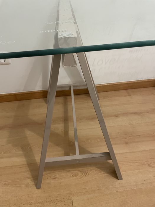 Secretária/mesa em vidro temperado