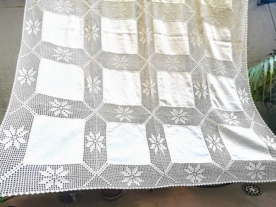 Toalha de renda creme