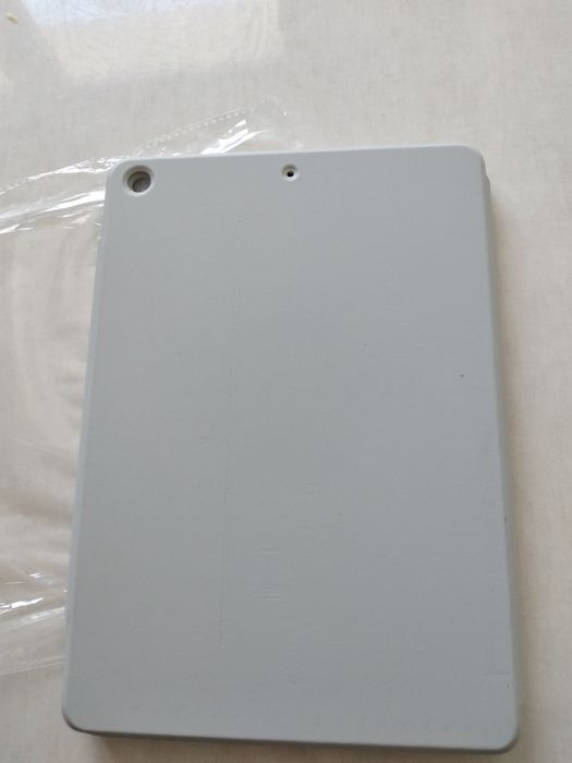 Etui na tablet 10.2
