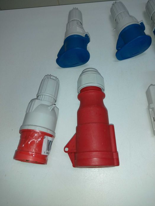 Tomadas e extensão431775246377953281
