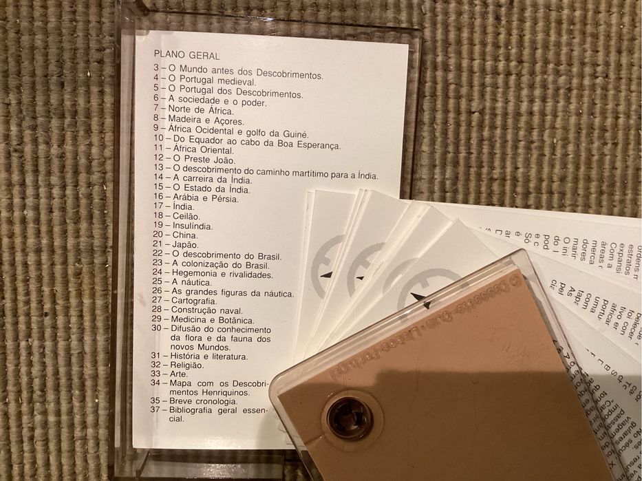 OS DESCOBRIMENTOS PORTUGUESES. Cassette guia comissão descobrimentos.