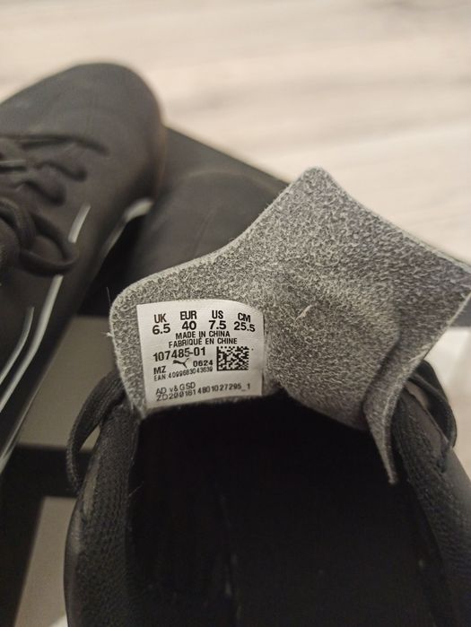 Obuwie halówki 40 Puma