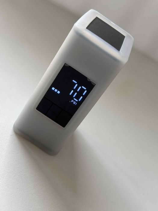 Przenośna pompka elektryczna 150 PSI z akumulatorem