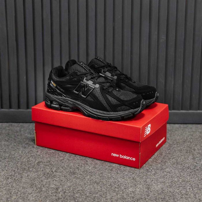 Чоловічі водовідштовхуючі кросівки New Balance 1906R Cordura