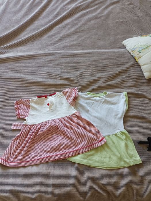 Sukieneczki dla dziewczynki.