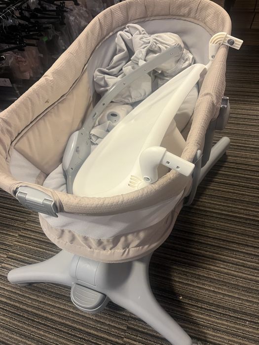 Chicco Baby Hug PRO 5w1 kolor beżowy