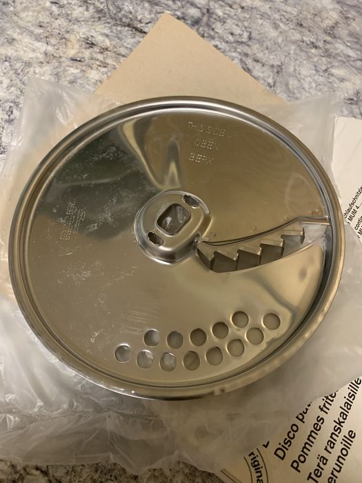 Комбайн BOSCH ProfiKubixx частинами.