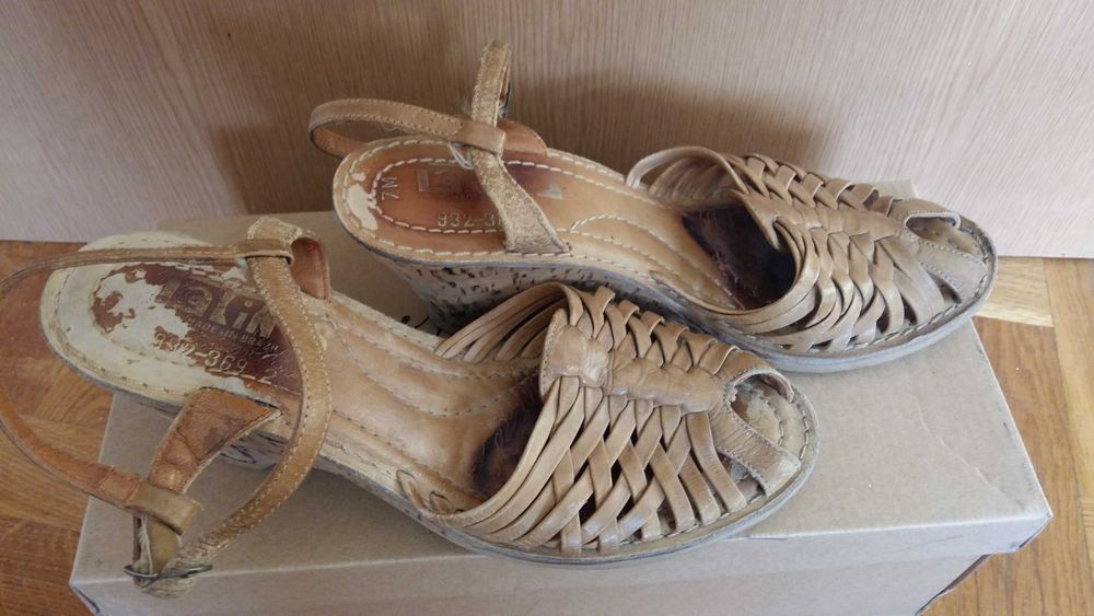 Sandały,sandałki skórzane na koturnie brazylijskie.Buty.