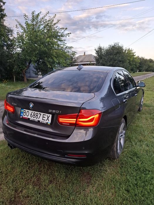 BMW 3 Series 2017 VIN WBA8D9G39HNU64413 фото оголошення 2 з 8