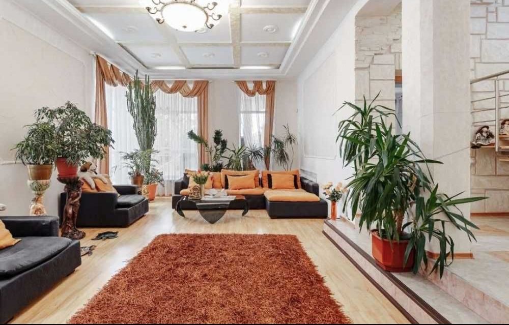 Аренда  дома  ул. Долгая гараж подва рядом с морем