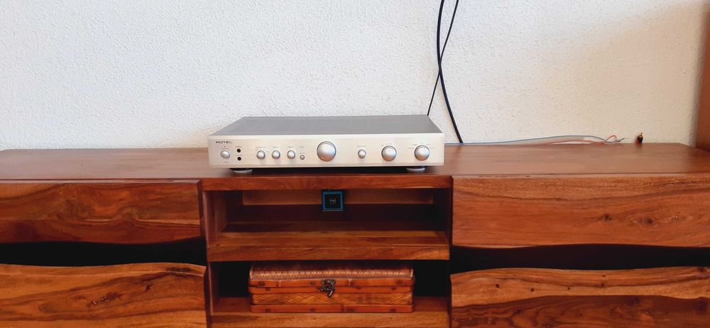 ROTEL A10 - Wzmacniacz stereo, jak nowy - Olsztyn.