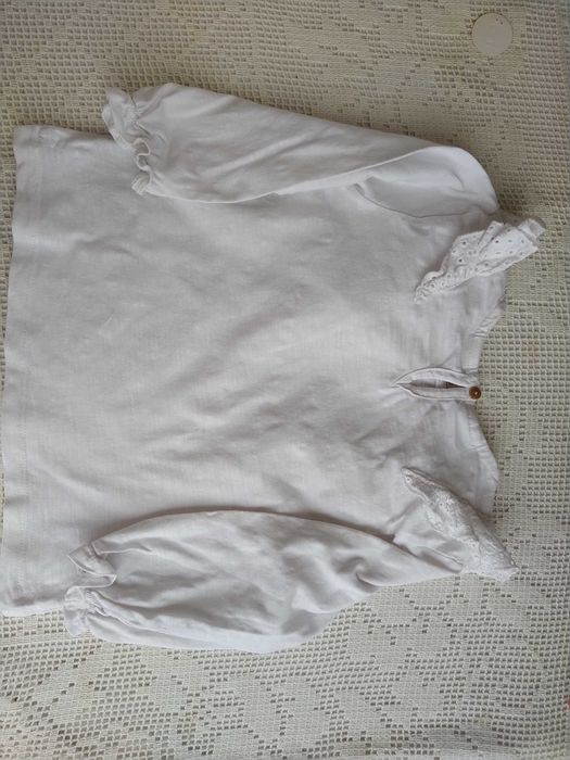 Blusa branca com folhos - Zara - 18 - 24 meses - 92 cm