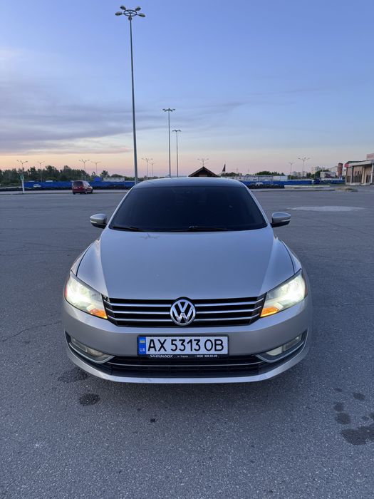 Passat NMS 2012 року 2,5 л 267 тис. км в топовій комплектації