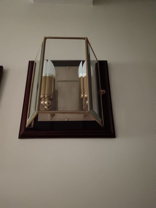 Candeeiro com 2 lâmpadas para hall/corredor