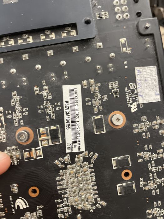 Piekna karta graficzna w swietnym stanie gtx460