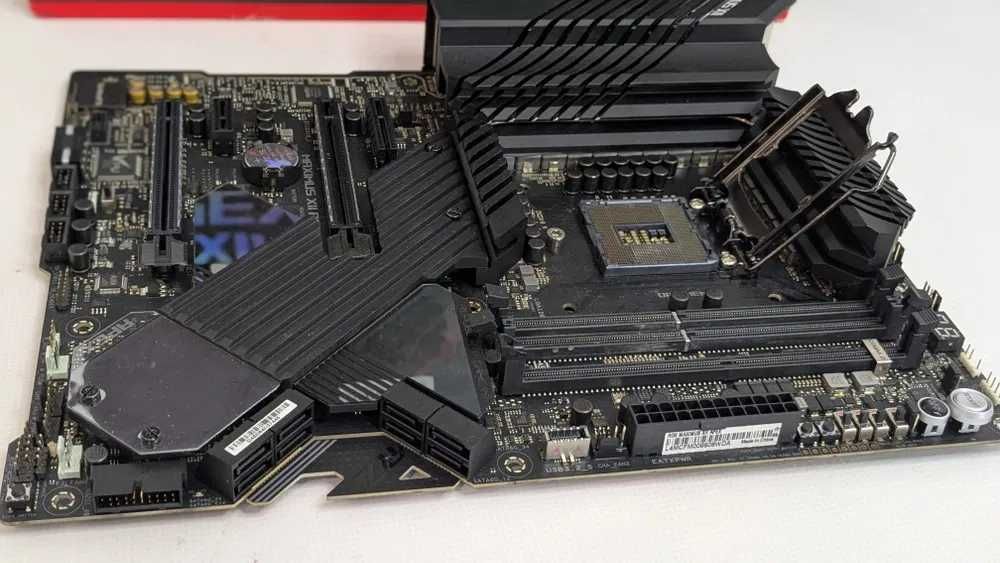 Материнська плата Asus ROG Maximus XII Apex (s1200) Гарантія