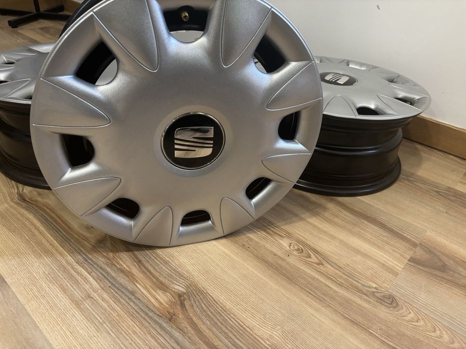 Conjunto 4 jantes e tampoes seat
