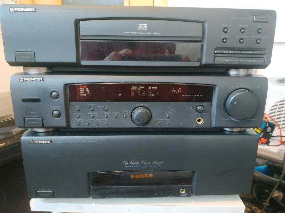 Аудіосистема Pioneer серії J31