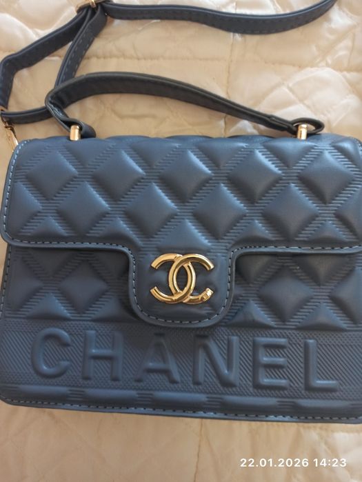 Женская сумка шанель