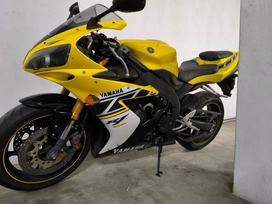 Yamaha R1 50th anniversary