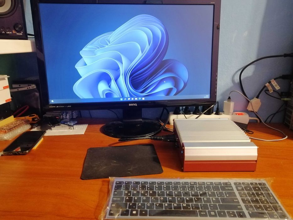 Super OkAzJa !! Nuvo 1003B, intel i5, 4GB/180GB SSD mobilny 8-26V DC