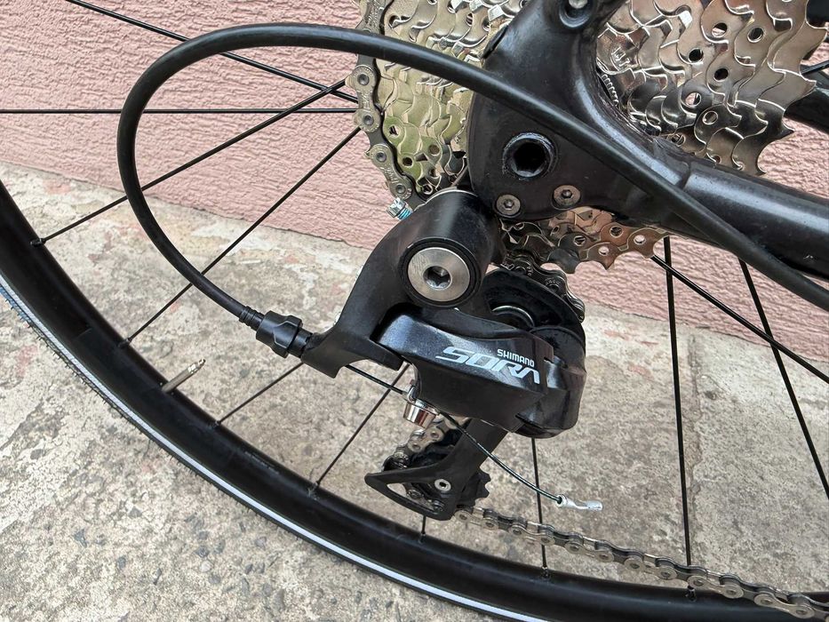 Rower szosowy jak gravel Trek Domane Al3 disc, Shimano Sora, tarcze