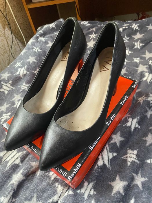 Продам туфлі жіночі