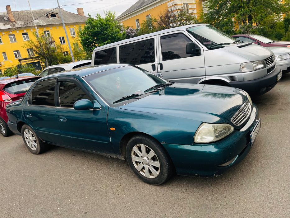 Kia Clarus 1998, 2.0  газ/бензин