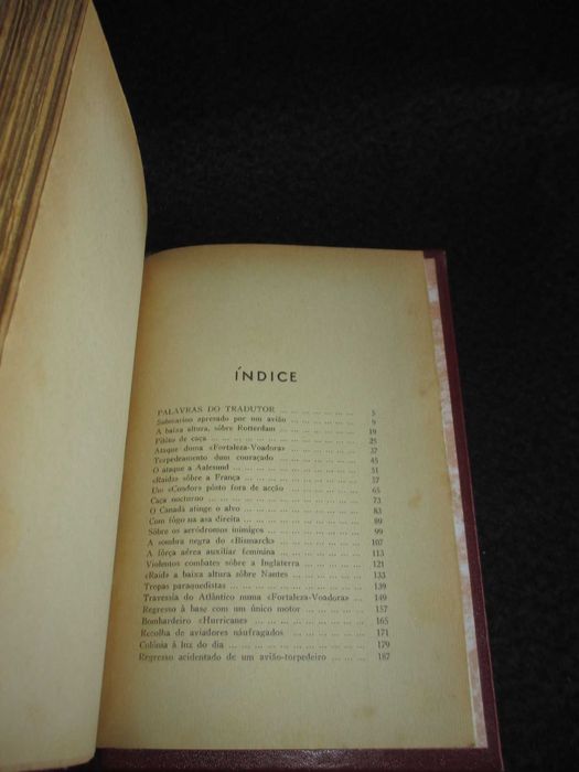 Livro Falam os Pilotos da R. A. F. Mário Neves