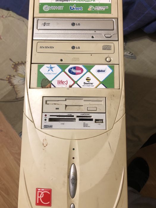 Системный блок компьютер монитор