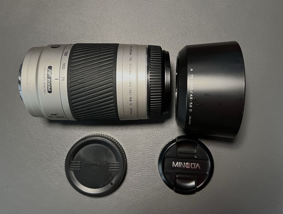 Об'єктив для Sony A - Minolta AF Zoom 75-300mm F4.5(32)-5.6 як новий