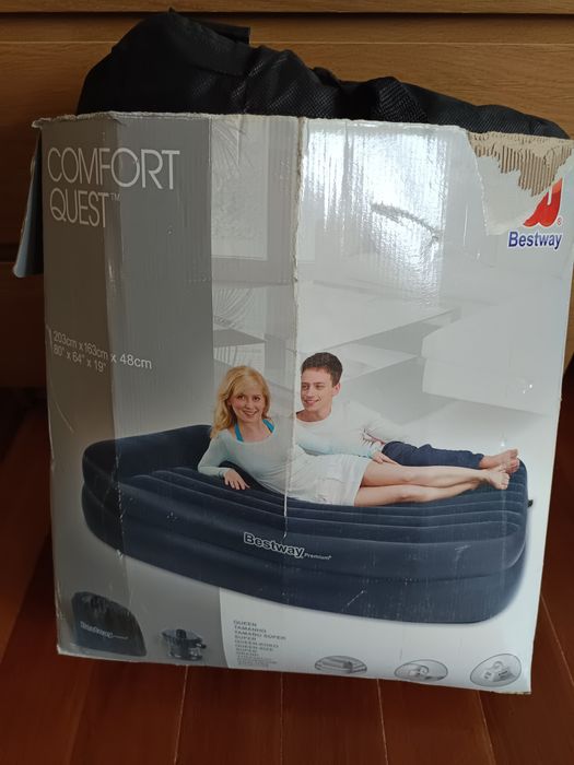 Colchão Insuflável Casal Besteway + Bomba
