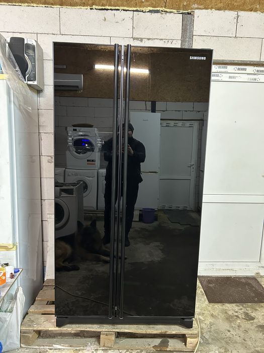 Холодильник Samsung Side-by-Side.Инвертор.No Frost.RSH5SLBG