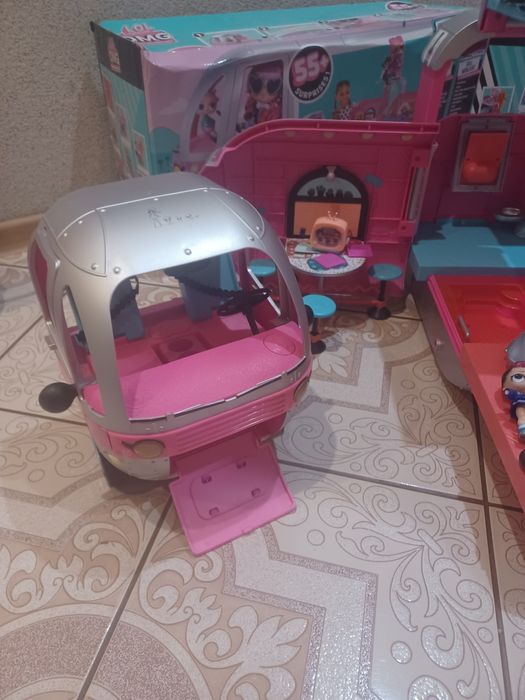 Kamper LOL że światłami i dźwiękiem