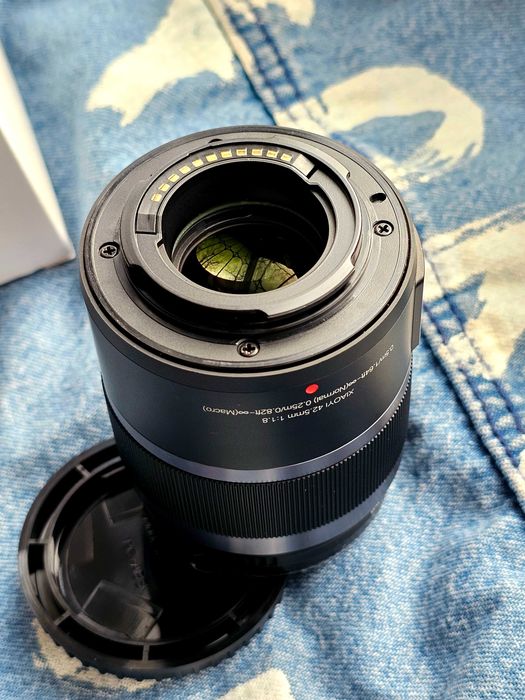 Продам портретный объектив 42,5/1.8 XiaoYI micro 4/3 Panasonic Olympus