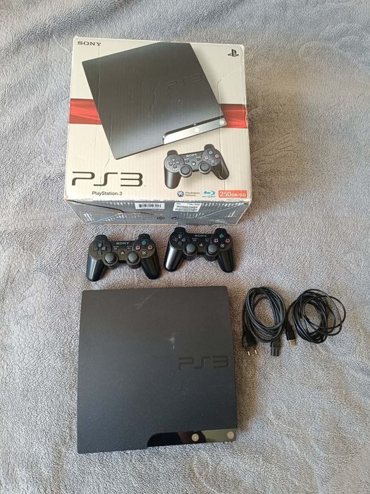 Sony Playstation 3 PS3 250gb dwa pady pudełko