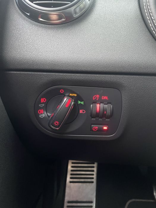 Audi TTs 272 quattro