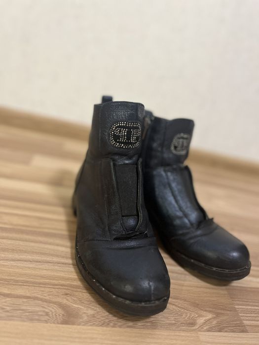 Ботинки зимние женские