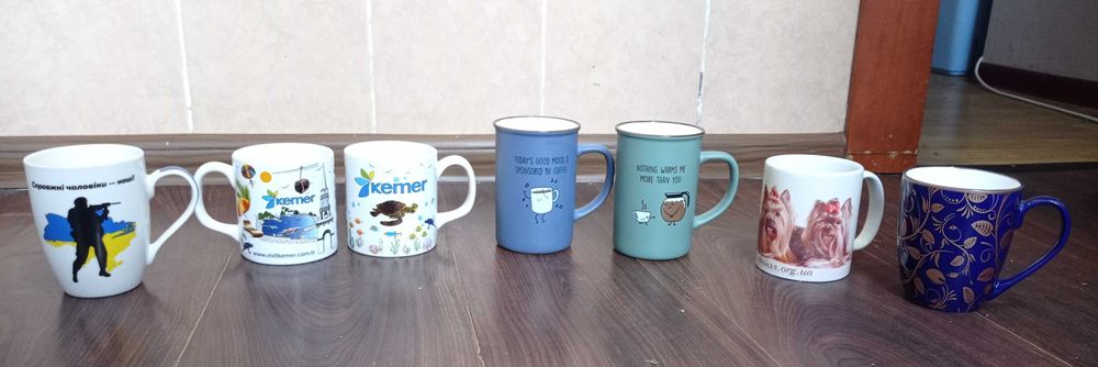 Бокали, чарки, кружки