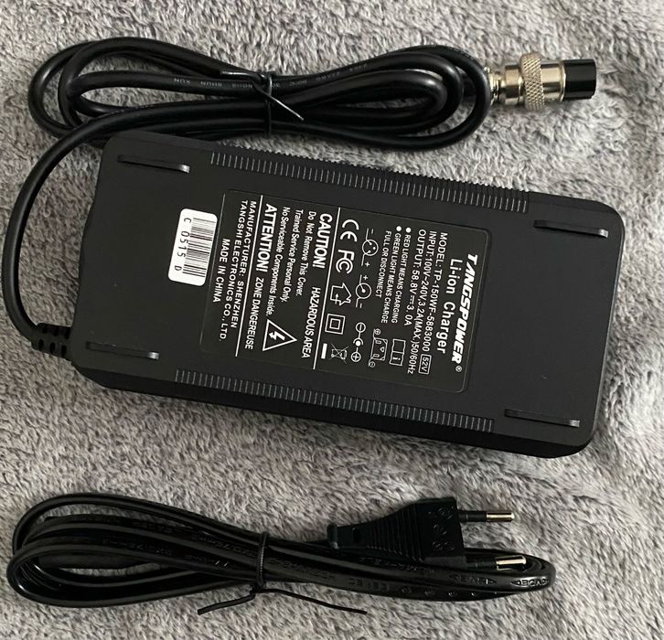 блок живлення питания зарядка 52v 4A, 14s kugoo g1, dualtron like bike