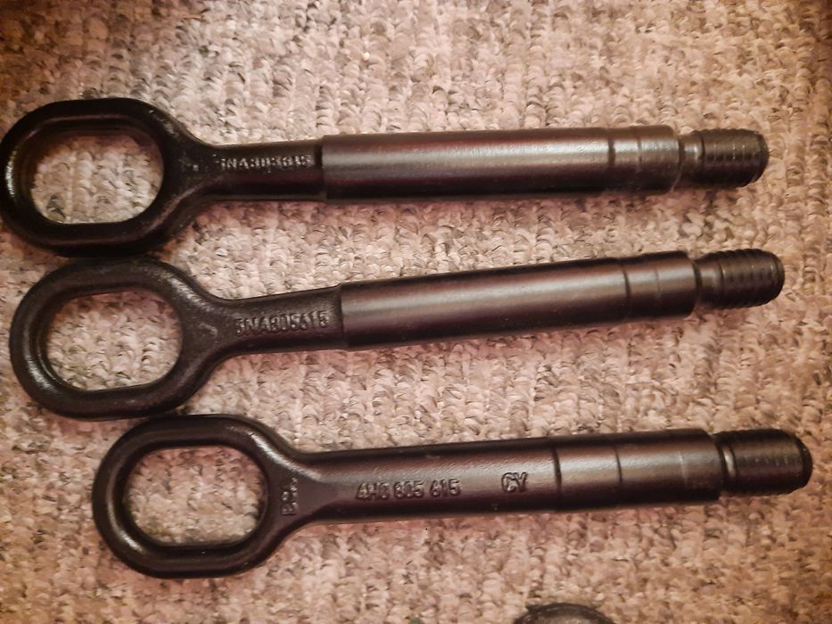 Буксировочный крюк Audi A7, A8 D2, D3, D4, D5, Q2, Q3, Q5, Q7, Q8, TT